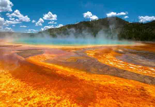 Йеллоустоун – научно обоснованная угроза. Учёные эвакуируются из США