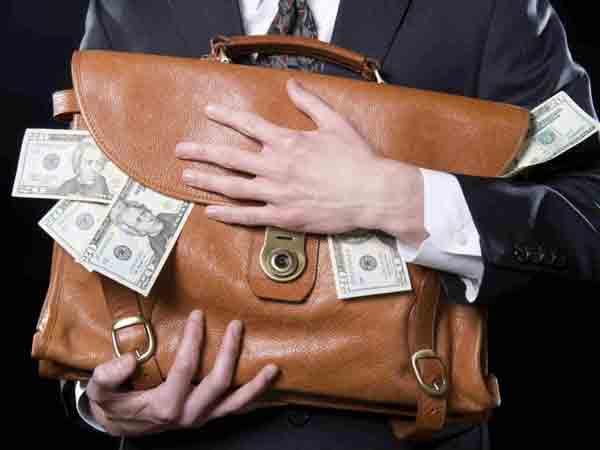 Почему уменьшается отток капитала из России или отечественные капиталисты услышали третий звонок