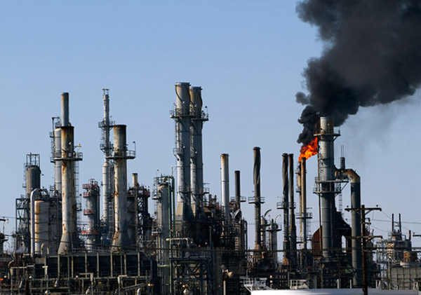 Россия обошла саудитов в нефтяной гонке; её устойчивость оказалась полным сюрпризом