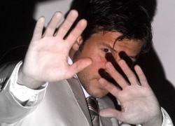 Ну Украине неофициальные коллекторы законодательно превращены в официальных частных судебных исполнителей