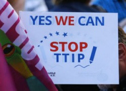 В связи с тем, что Европа огрызается, Соединенные Штаты решили финансово наказать непокорную наложницу