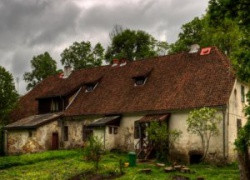 Инвесторы бегут из Латвии, обескровливая ее и без того слабую экономику