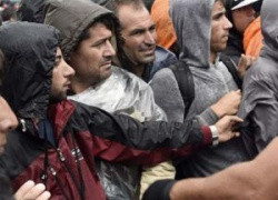 Желая помочь мигрантам жители Германии попали в финансовую кабалу от государства и будут оплачивать содержание беженцев. Выход один: платить и сожалеть о собственной глупости