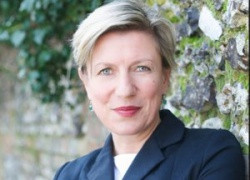 Высокопоставленные педофилы Британии избавляются от своих обвинителей. При загадочных обстоятельствах умерла Лиз МакКин