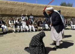 Турция: об ответственности за супружеские измены и о связи между отсутствием бороды и гомосексуальностью