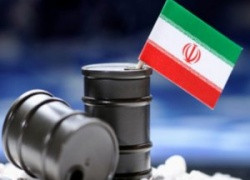 Пока США раздувают щеки, Иран укрепляет свои позиции, нейтрализуя американские санкции