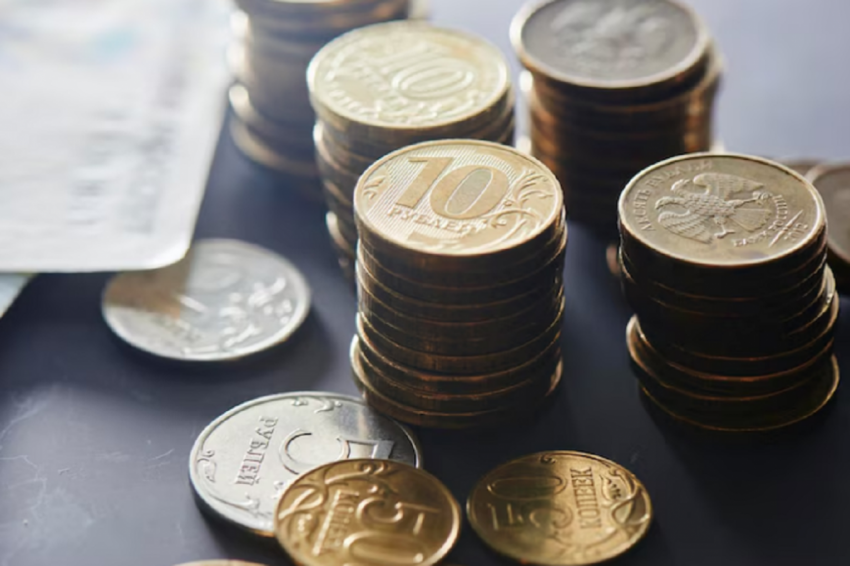 Набиуллина в своей речи дала сигналы к действию. К чему стоит готовиться россиянам, у которых рублевые сбережения