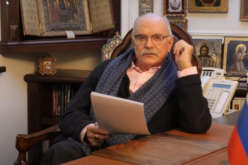 Никита Михалков сделал резкое заявление о сбежавших из РФ режиссёрах: «Закрыть прокат»