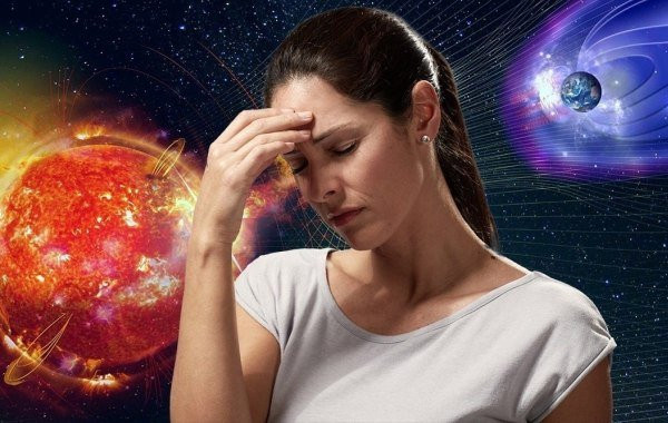 Магнитная буря 12, 13 мая 2024 года. Сильные вспышки на Солнце не дают покоя метеопатам. Прогноз на май