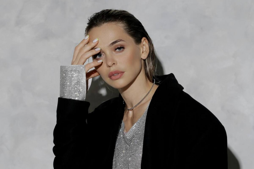 Беременной от Мартиросяна звезде «Универа» стало плохо в прямом эфире