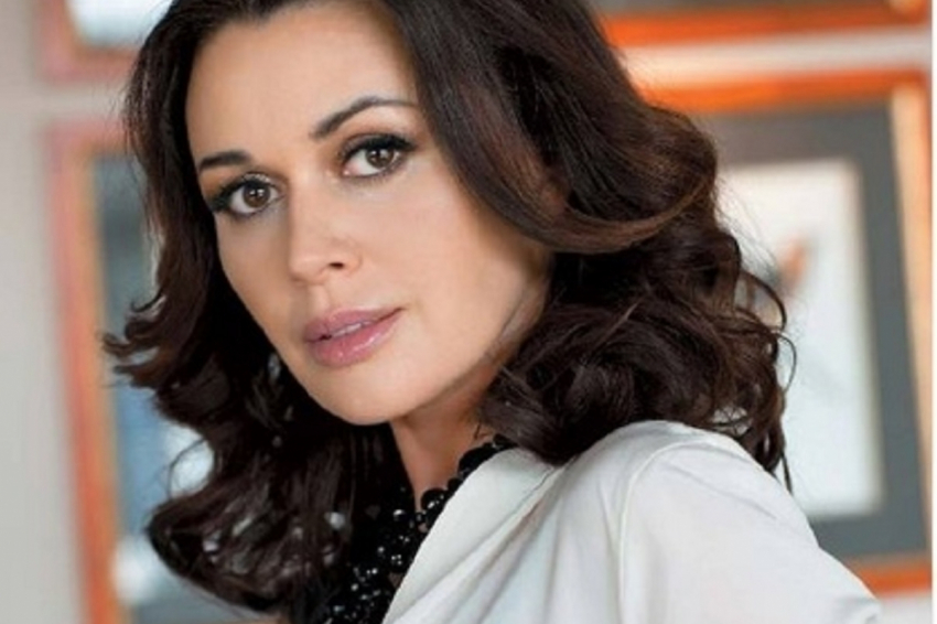 Умерла актриса Анастасия Заворотнюк