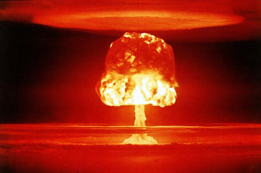 НАТО обсуждает приведение ядерного оружия в боеготовность