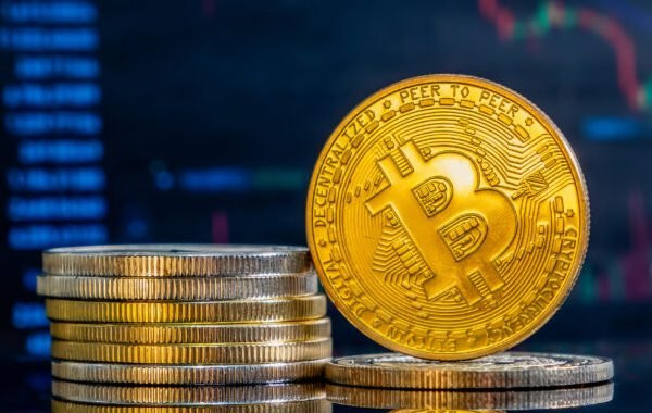 Биткоин поднялся выше 60 тысяч долларов на фоне покушения на Трампа