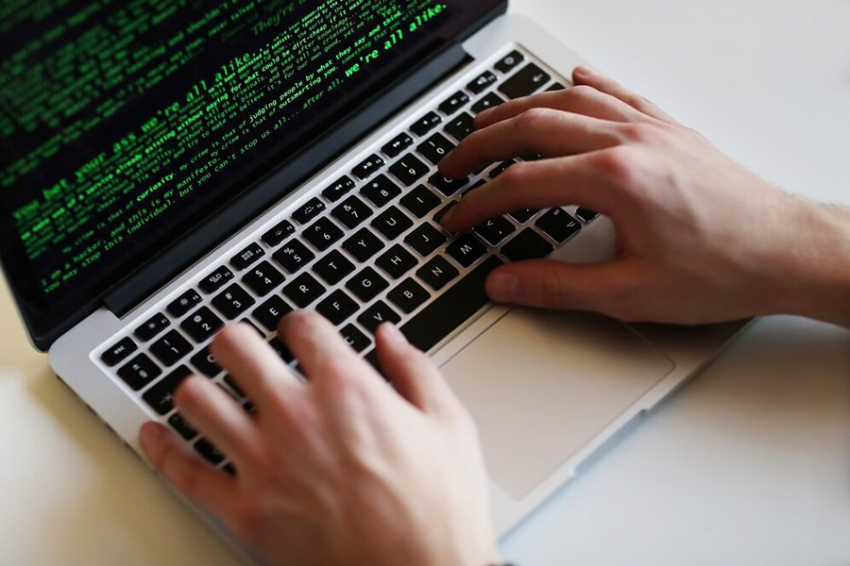 В 558 российских школах внедрили ПО «Л7.Мониторинг», которое защитит их сайты от злоумышленников и размещения фейков