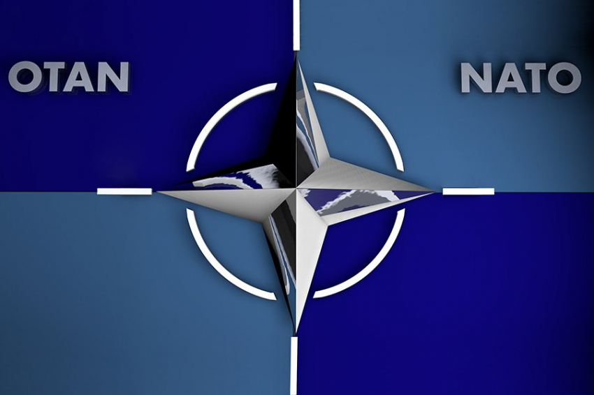 Столтенберг назвал победу России на Украине главным риском для НАТО