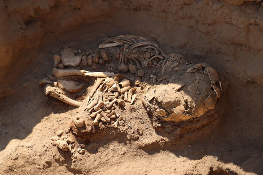 В храме «культа воды» в Перу найдены редкие захоронения доинкского периода