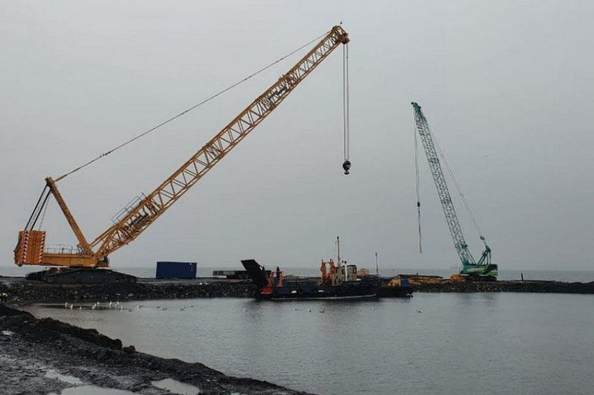 Новые плавучие атомные энергоблоки улучшат работу порта Певек