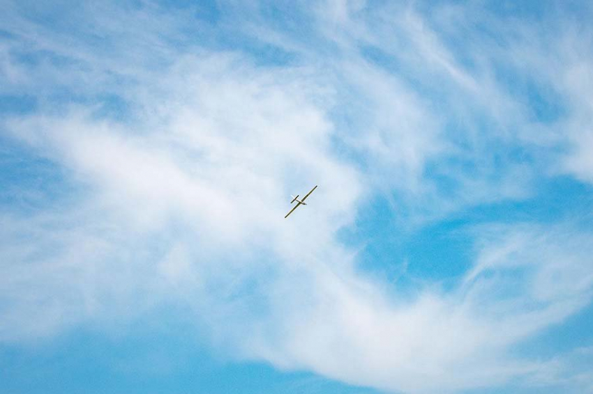 МО: над пятью регионами РФ и Азовским морем за ночь сбили 15 БПЛА