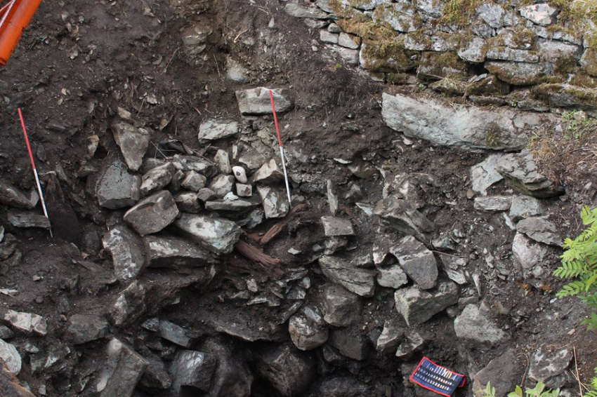 Выброшенный из замка «благородный человек» опознан по 800-летней саге