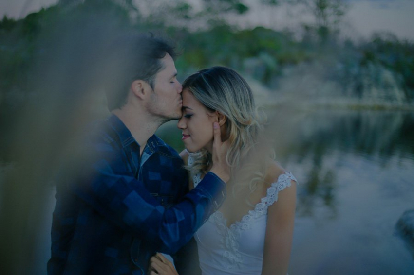 Умные мужчины строят более крепкие отношения: исследование учёных из США