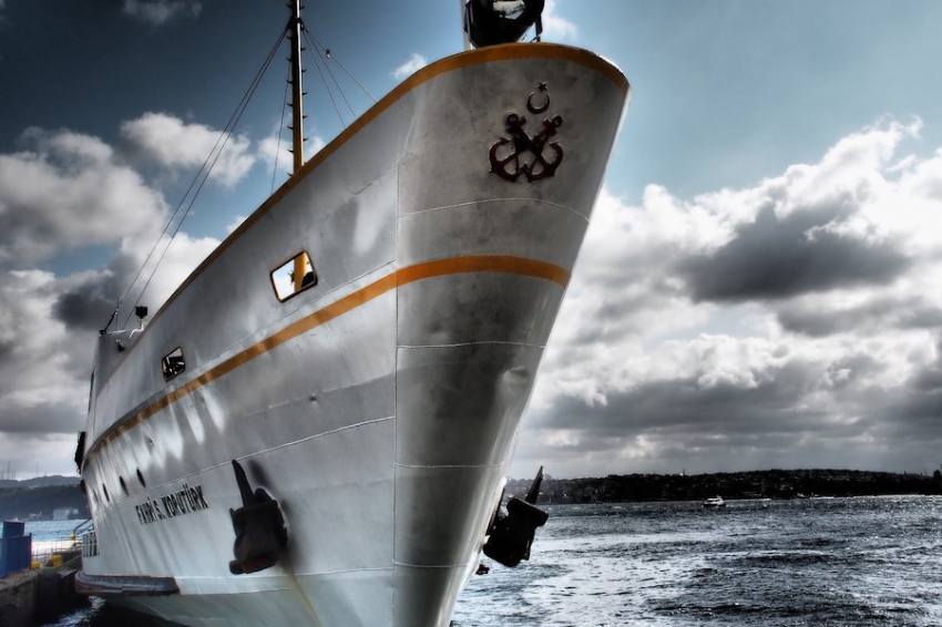 «Академик Опарин» вышел на исследование последствий сброса воды с «Фукусимы»