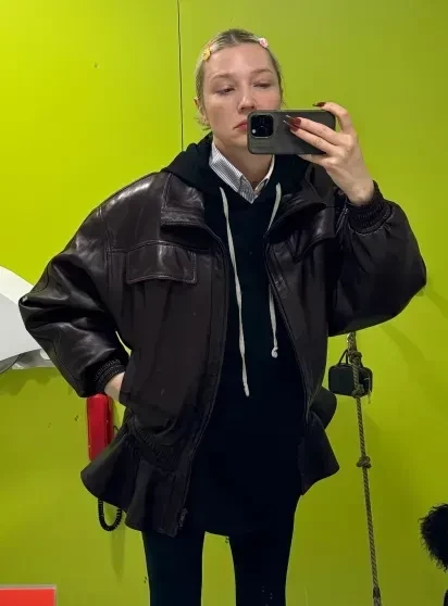 "Во Владивостоке ничего подобного не было". Лотта Волкова рассказала о детстве в России и взглядах на современную моду