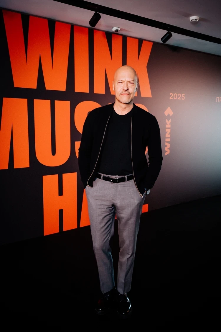 Рузиль и Азиза Минекаева, Сергей Жуков с дочкой Никой и Екатерина Ковальчук без Гарика Харламова на презентации Wink