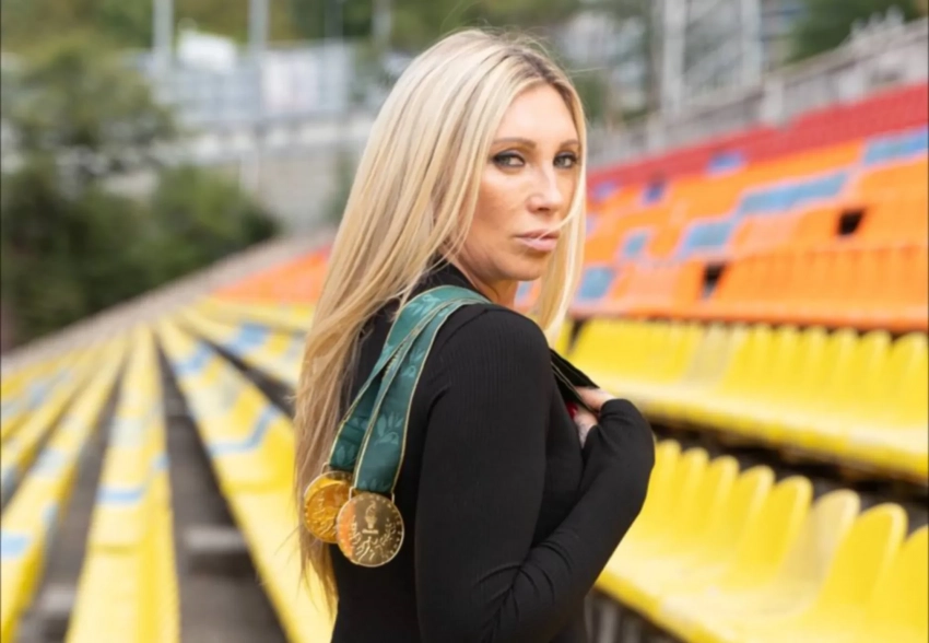 "В очередной раз пишут, что нахожусь в коме". Светлана Мастеркова высказалась о слухах о том, что у неё опухоль мозга