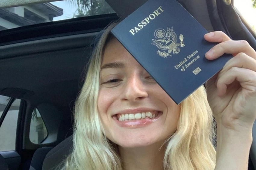 «Еле сдерживаю себя»: Агутин обратился к живущей в Америке дочери