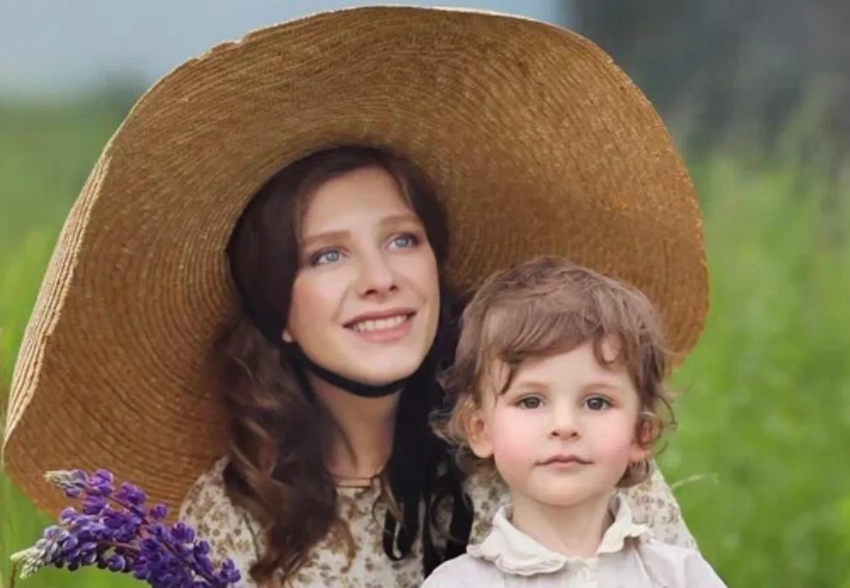 Елизавета Арзамасова опубликовала новое видео с сыном