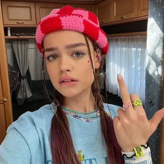 18-летняя жена Марка Горобца показала фото с их свадьбы на фоне критики из-за 30-летней разницы в возрасте