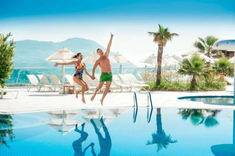 Крымские курорты: Восточный берег радует туристов снижением цен