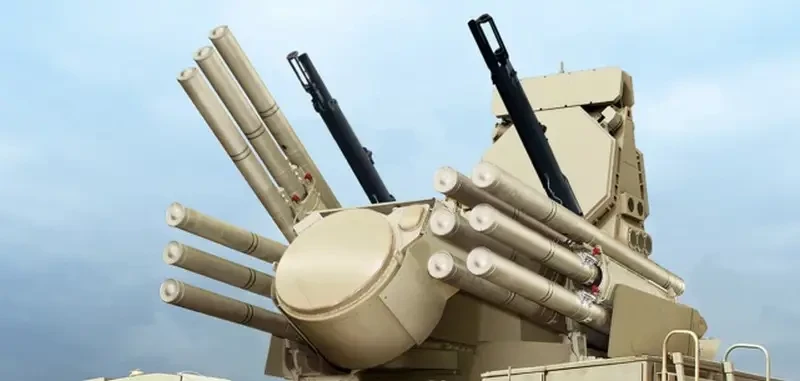 «Мы кое-что заполучаем»: министр обороны Франции признался в военно-техническом шпионаже против России