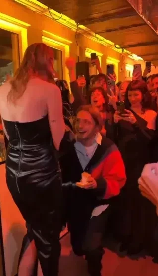 "Отдельная радость — читать комментарии на "Сплетнике". Мария Миногарова ответила тем, кто раскритиковал её помолвку с Александром Горчилиным