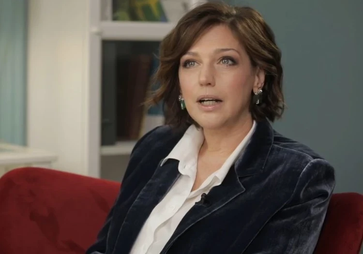 Адвокат Евгения Петросяна обвинил его дочь в подтасовке документов на квартиру: «Она платила за Степаненко»