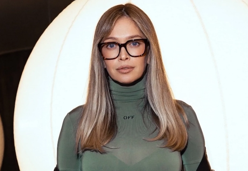 Вера Брежнева посетила показ Off-White в Париже