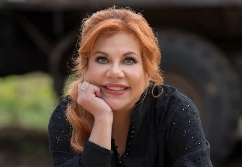 Марина Федункив раскрыла необычное имя своего первенца, которого она родила в 53 года