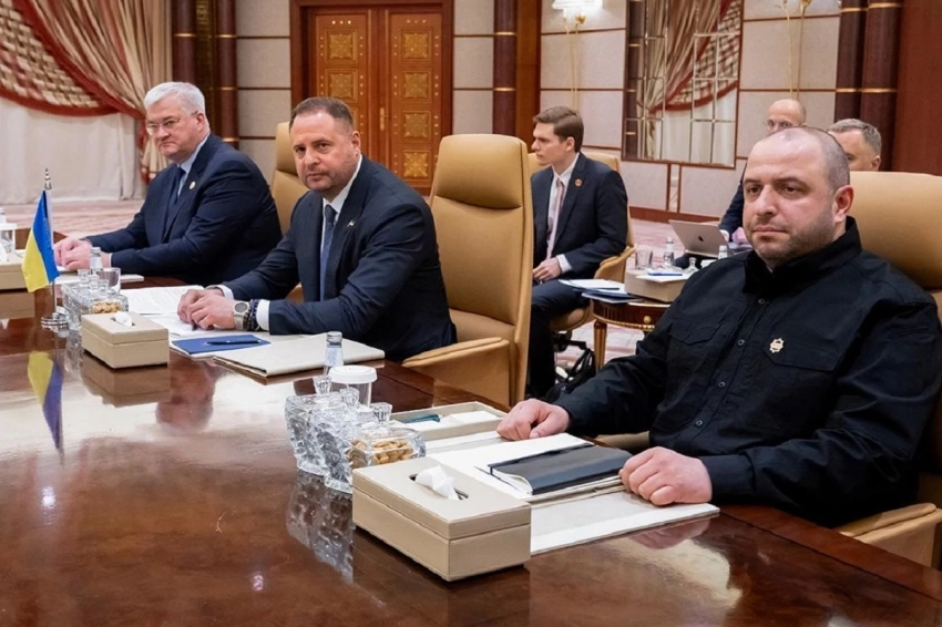 Украина согласилась принять предложение о немедленном прекращении огня на 30 дней