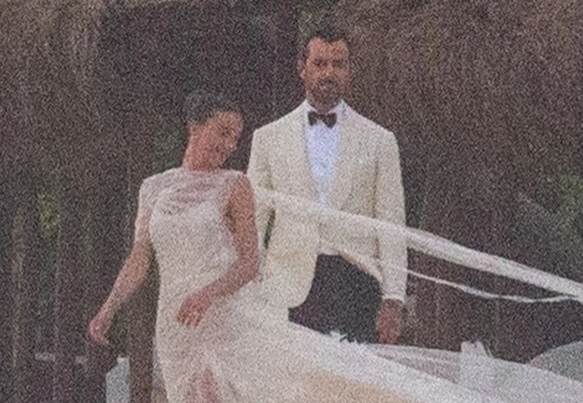 Бывший муж Дженнифер Энистон Джастин Теру женился на актрисе, которая моложе него на 23 года