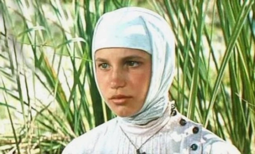 Похоронила сына и в 90-е продавала газеты у метро: как живет сейчас Ксанка Щусь из «Неуловимых мстителей»