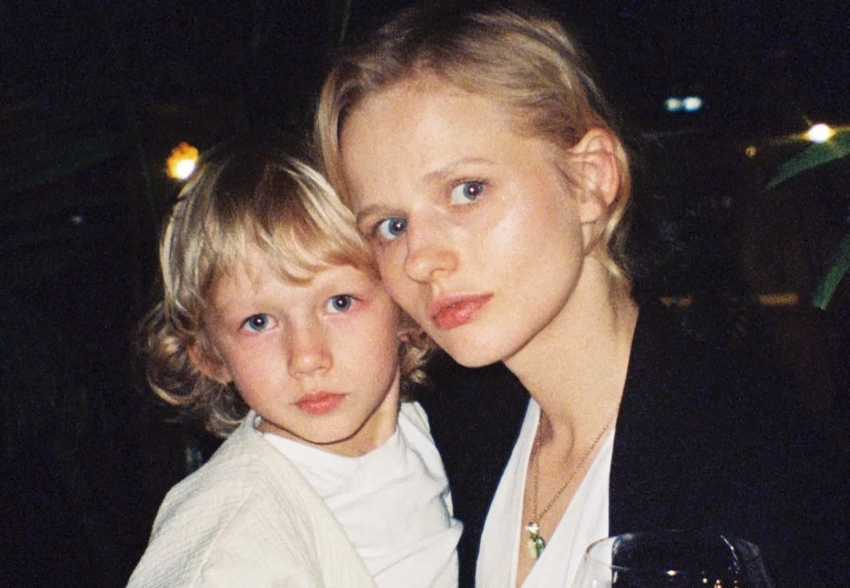 Александра Бортич опубликовала новые фотографии с сыном