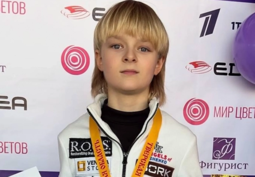 "Я приехал сюда, чтобы отдыхать, а не в падел-теннис играть!". Старший сын Яны Рудковской и Евгения Плющенко поспорил с родителями из-за своего графика на Мальдивах