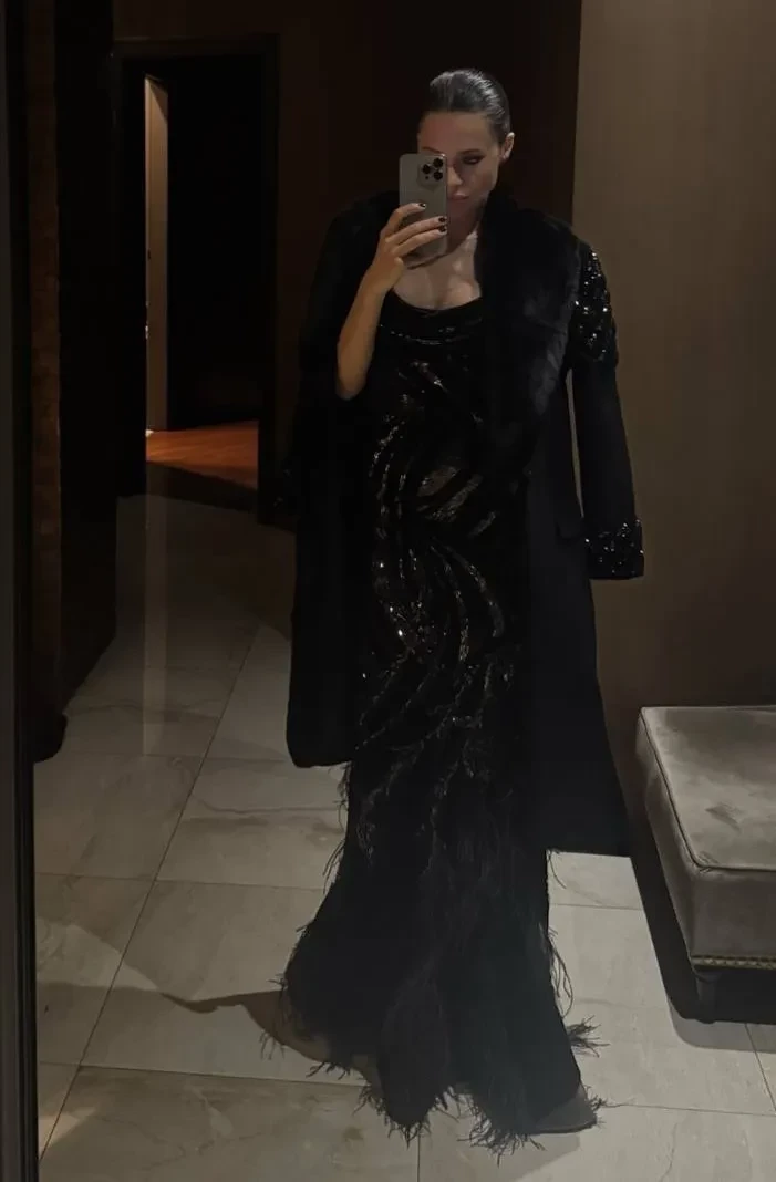 Мария Миногарова вышла в свет с женихом Александром Горчилиным