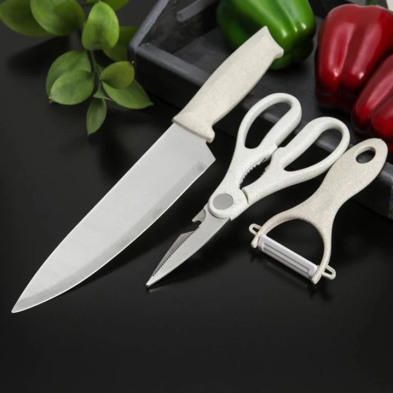 Чтобы не испортить: какие кухонные предметы лучше мыть вручную, а не в посудомойке