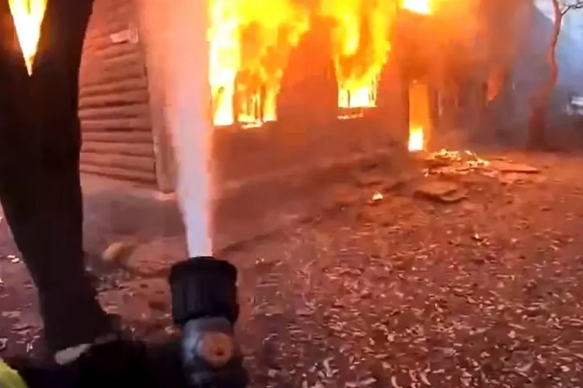 С судостроительного завода в Карелии поступают сообщения о взрыве и пожаре