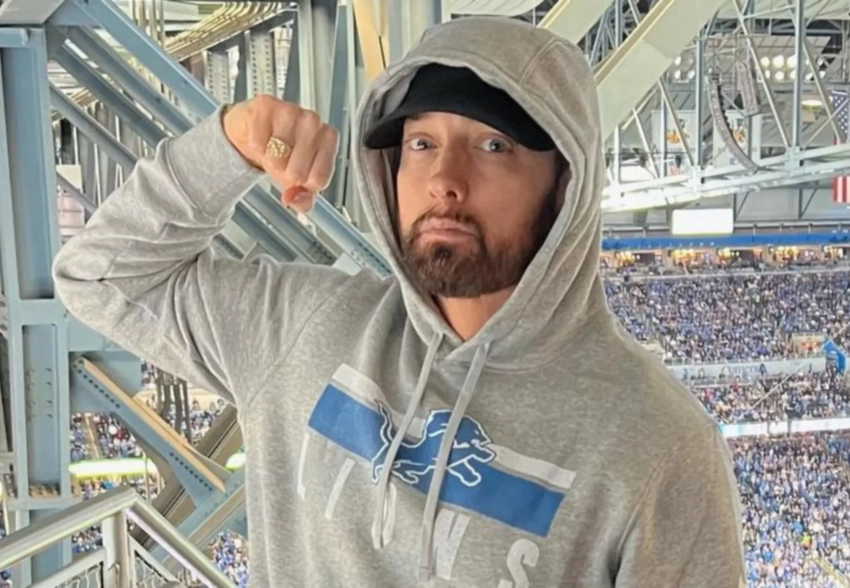 Эминем впервые стал дедушкой