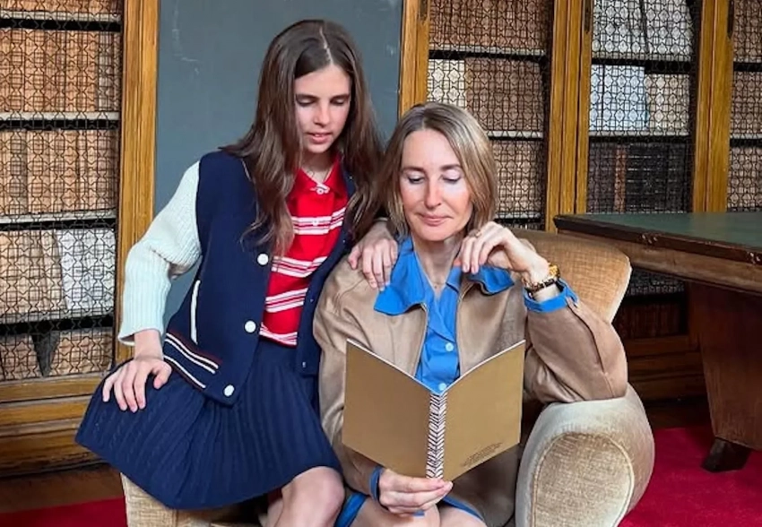 Оксана Бондаренко с дочерьми проводит время на Неделе дизайна в Милане