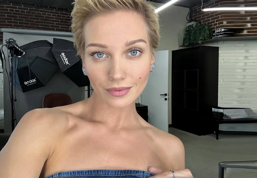 "Не обозлилась, не скурвилась, не спилась". Кристина Асмус написала пост в свой день рождения на фоне проблем в личной жизни и карьере