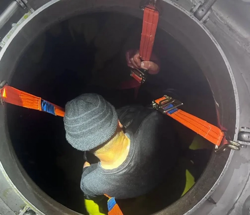 «Джентльмен неудачи»: украинец пытался сбежать за границу в автоцистерне, ещё 15 мобилизованных сбежали с полигона