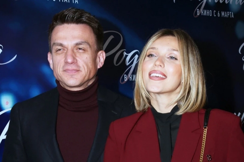 Регина Тодоренко и Влад Топалов станут родителями в третий раз